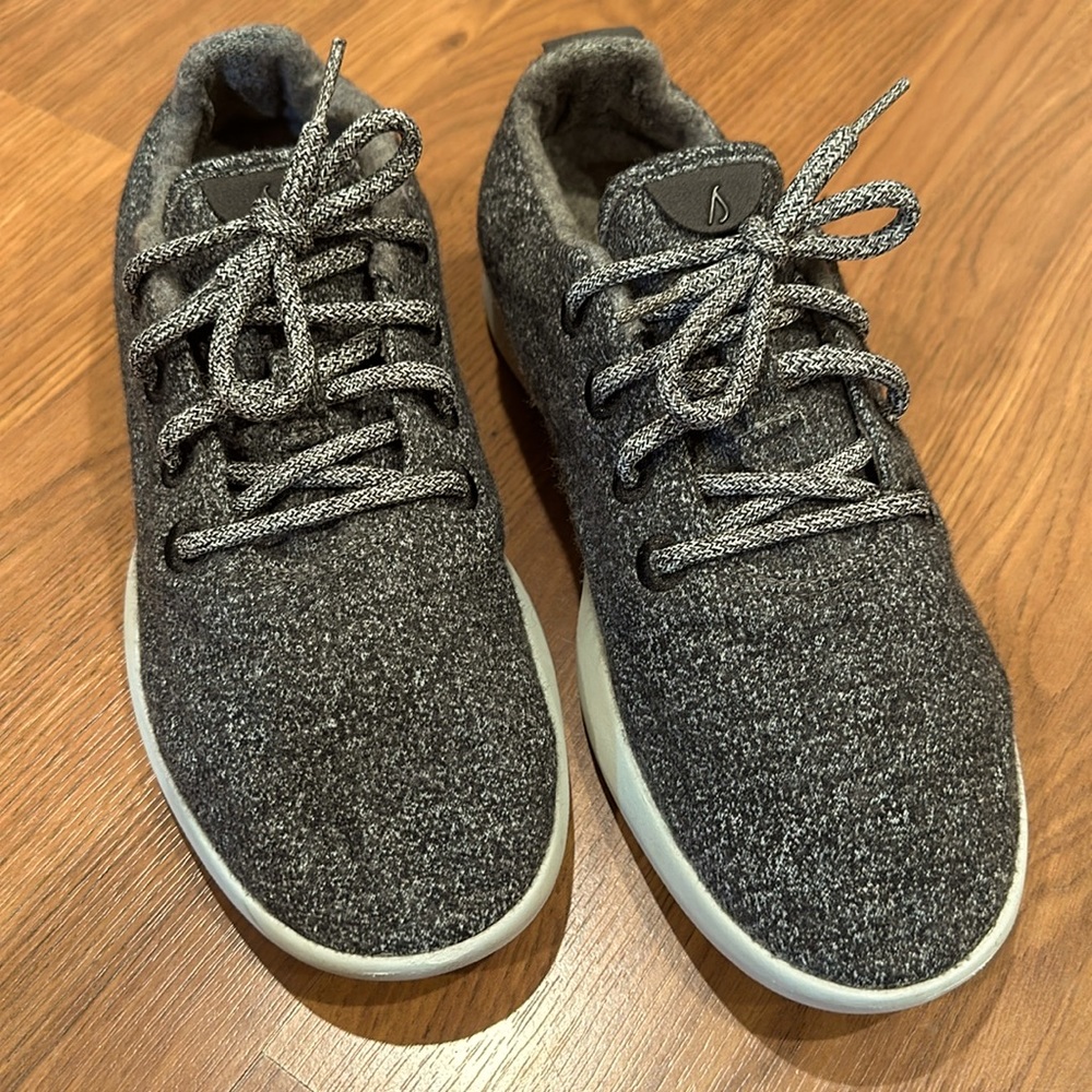Allbirds Wool Runners - Size 9 - Gray - Gently Worn